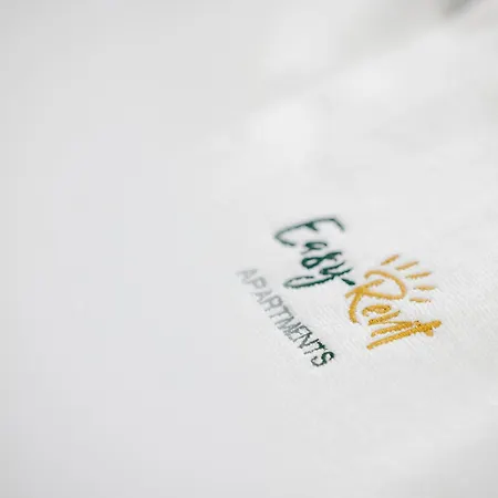 Sun 7 - Easy - Rent - Z Basenem Apartment