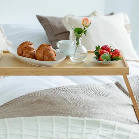 Sun 7 - Easy - Rent - Z Basenem ポビエロボ