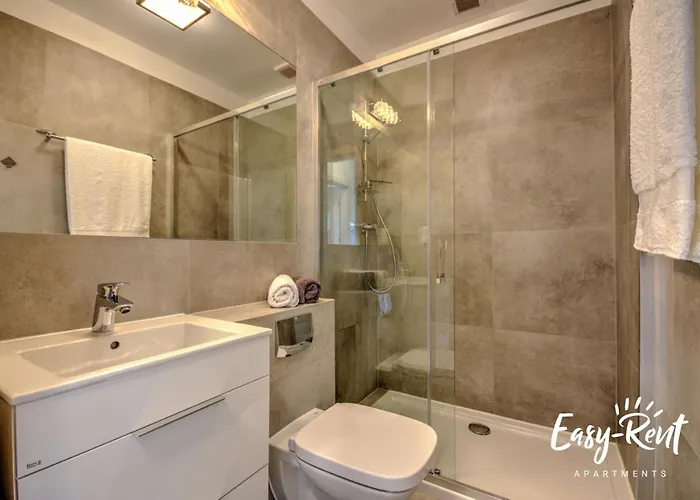 Sun 7 - Easy - Rent - Z Basenem